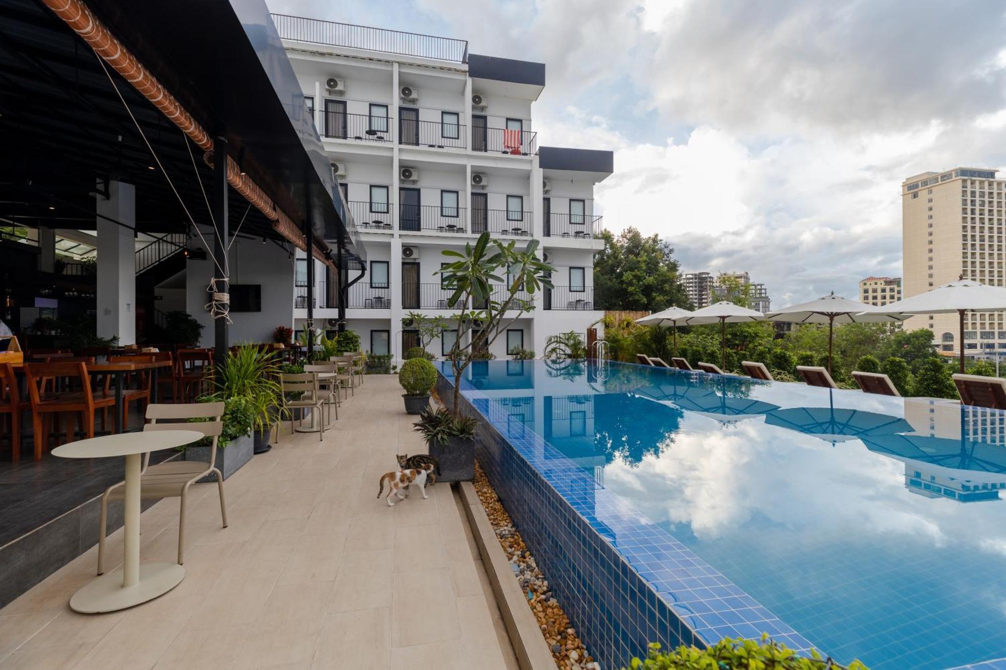 Onederz Sihanoukville - 10 Mins Walk From The Tourism Pier Екстериор снимка