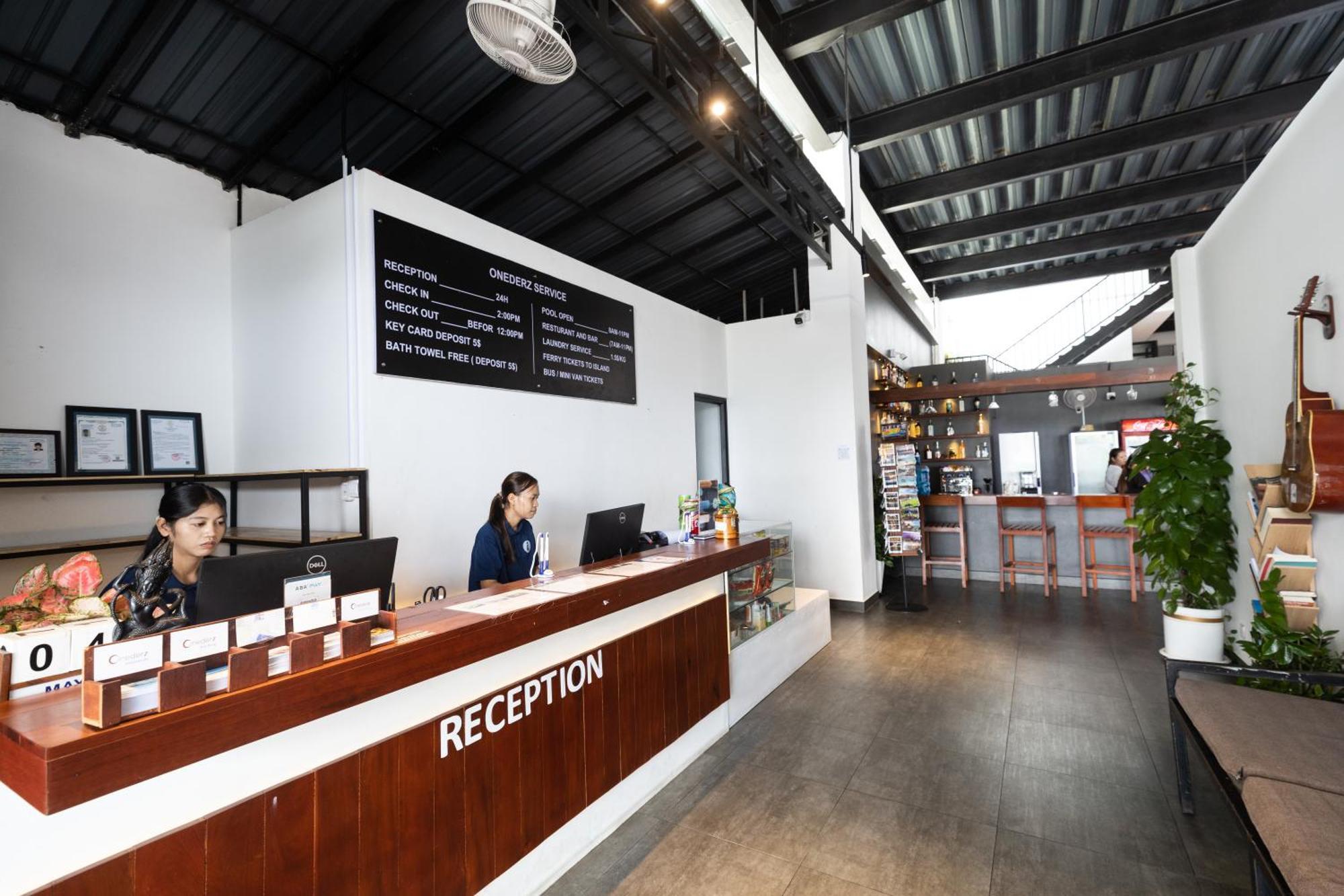 Onederz Sihanoukville - 10 Mins Walk From The Tourism Pier Екстериор снимка