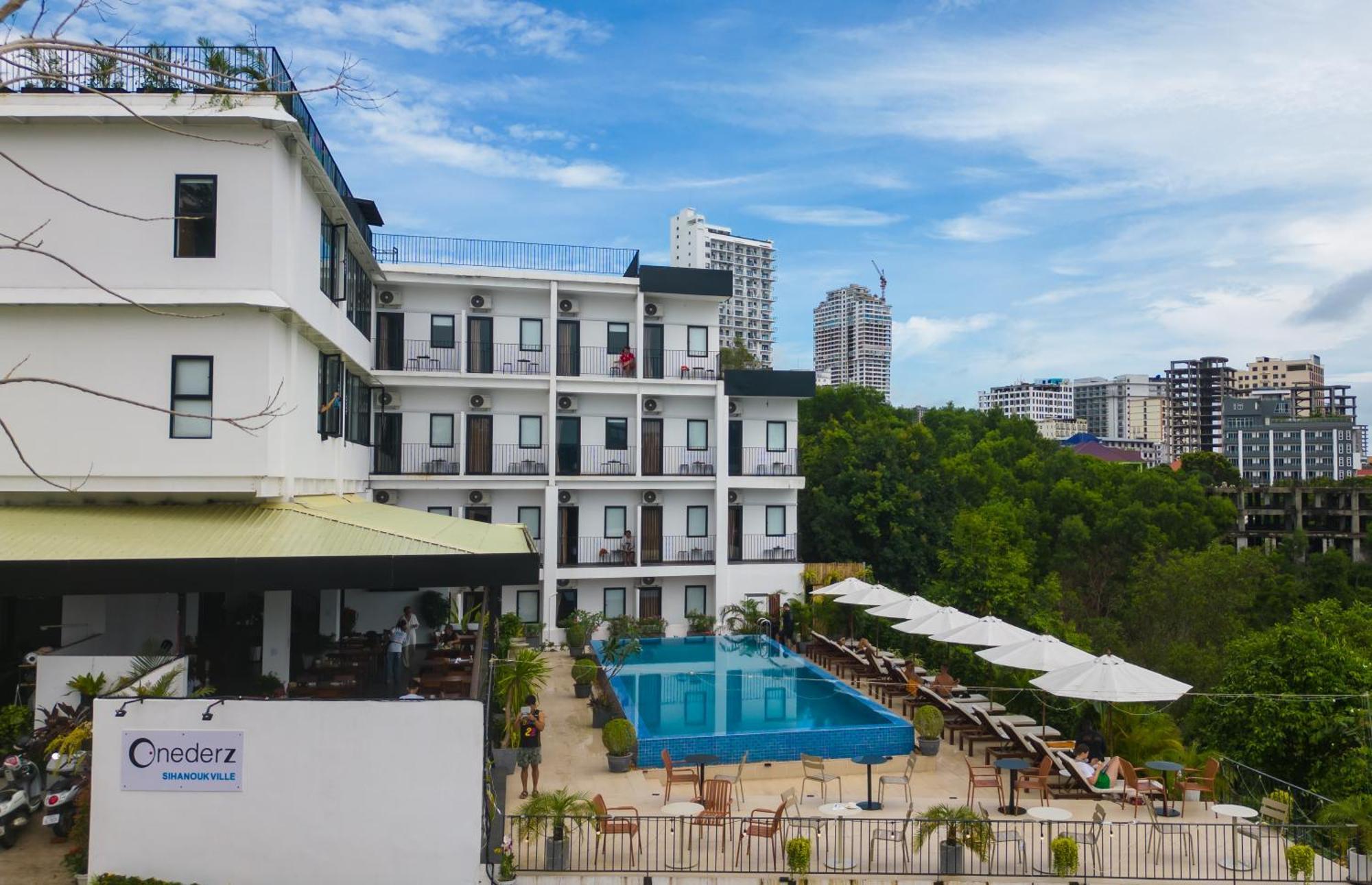 Onederz Sihanoukville - 10 Mins Walk From The Tourism Pier Екстериор снимка